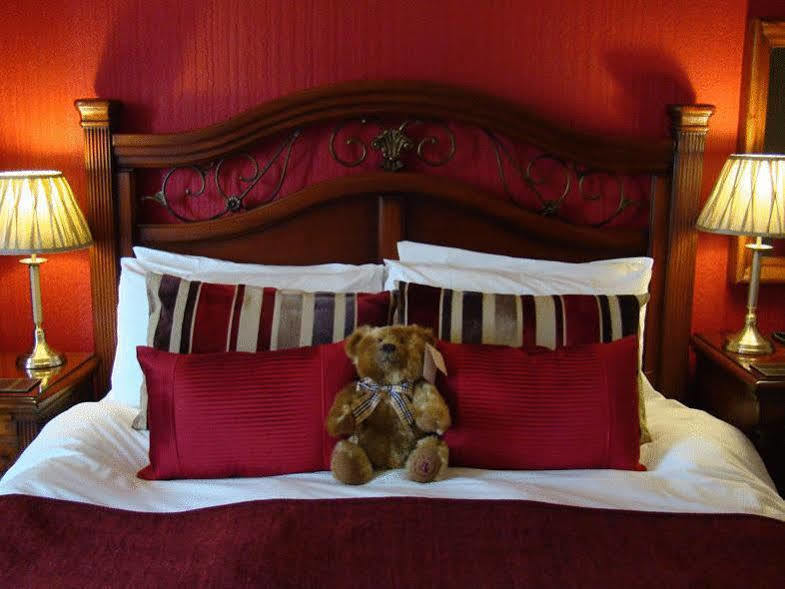 Mallyan Spout Hotel Goathland Kültér fotó